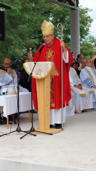 Trnavský arcibiskup predniesol homíliu na slávnosti Božieho služobníka Jánosa Esterházyho