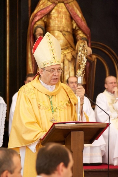 Arcibiskup Orosch napísal všetkým kňazom arcidiecézy list