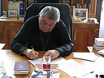 Kardinál Duka podporuje snahu slovenských biskupov v obnovení bohoslužieb
