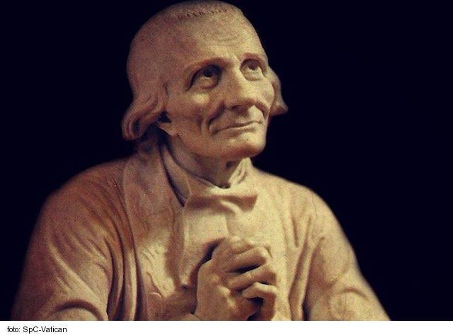 Pripomíname si Jána Mária Vianneyho, jeho relikvia príde na Slovensko