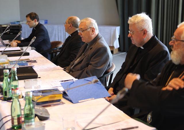 Biskupi sa stretli na jubilejnom 100. plenárnom zasadnutí v Badíne