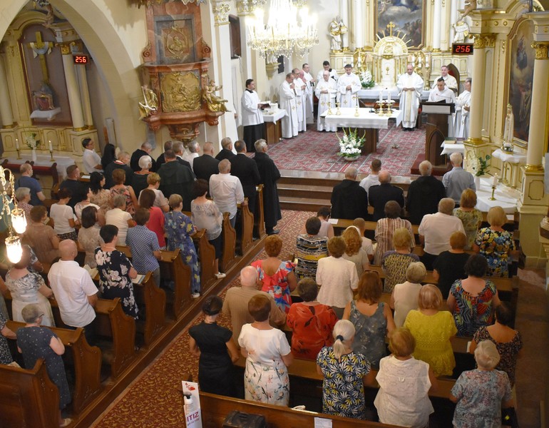 Vo farnosti Dunajská Streda inštalovali nového farára dekana