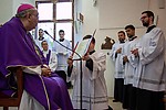 Arcibiskup Ján Orosch udelil ministérium akolytátu siedmim bohoslovcom