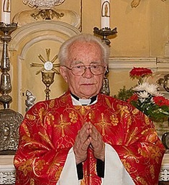Mons. Lászlóa Buriána pochovali v Štúrove