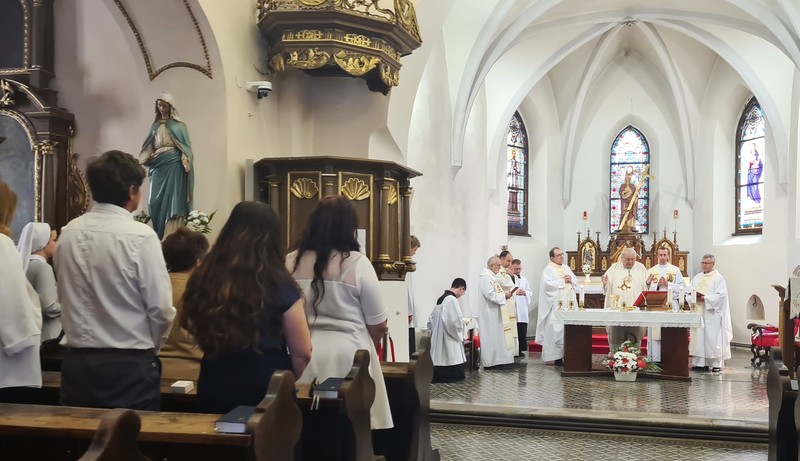Národný týždeň charity vyvrcholil v Trnave svätou omšou v Kostole sv. Heleny