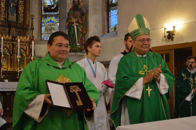 Arcibiskup Ján Orosch menoval nového hlohoveckého dekana
