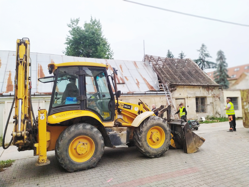 Trnavská charita odštartovala výstavbu centra pre ľudí bez domova