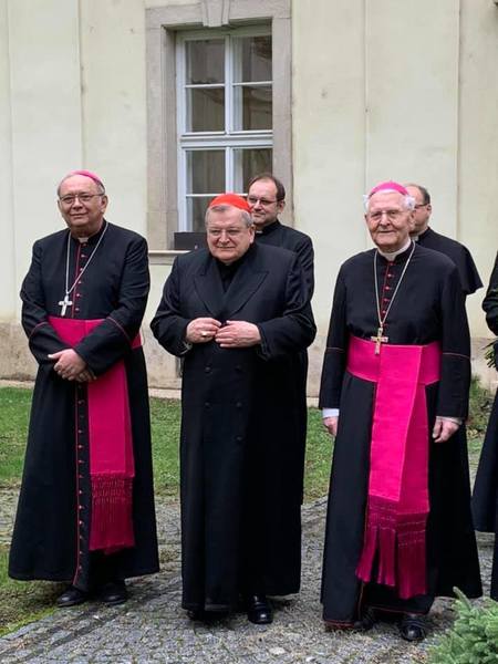 Trnavu navštívil kardinál Raymond Leo Burke