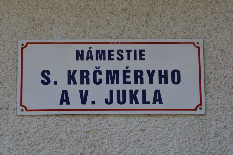 V Šintave pomenovali námestie podľa Krčméryho a Jukla