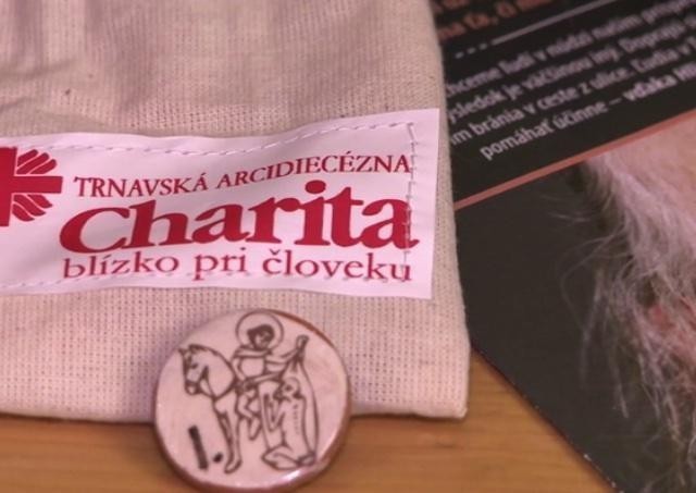 Trnavská arcidiecézna charita potrebuje bundy pre ľudí bez domova